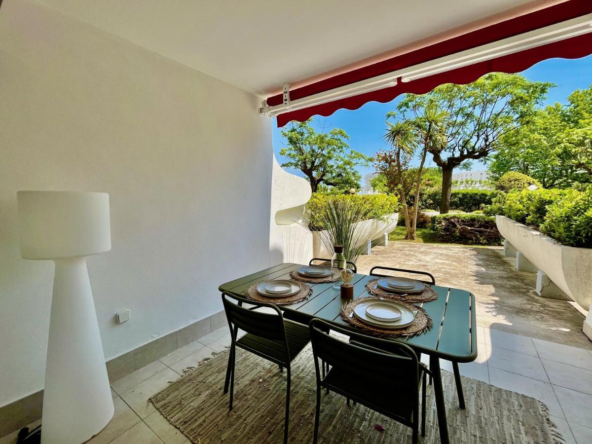 Apartamento Le Bali, Exceptionnel P3 Avec Piscine A 2 Min Des Plages , Parking, Wifi Et Climatisation