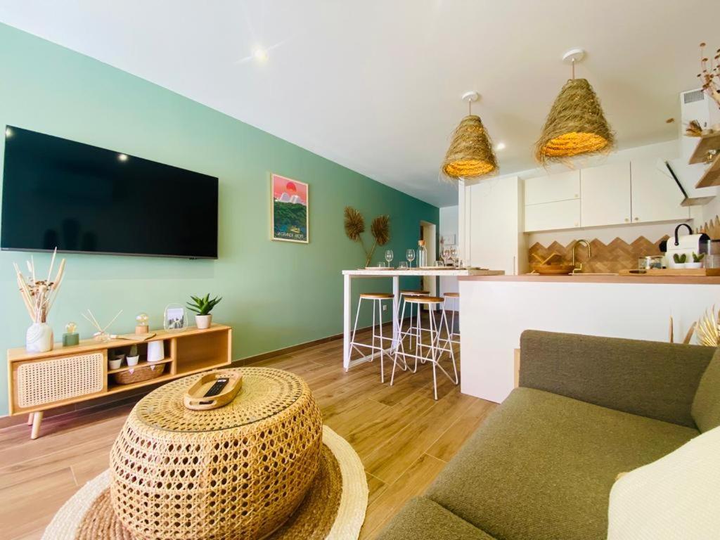 Le Bali, Exceptionnel P3 Avec Piscine A 2 Min Des Plages , Parking, Wifi Et Climatisation Apartamento