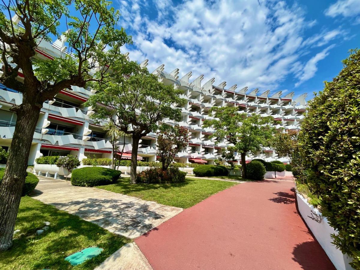 Le Bali, Exceptionnel P3 Avec Piscine A 2 Min Des Plages , Parking, Wifi Et Climatisation Apartamento *
